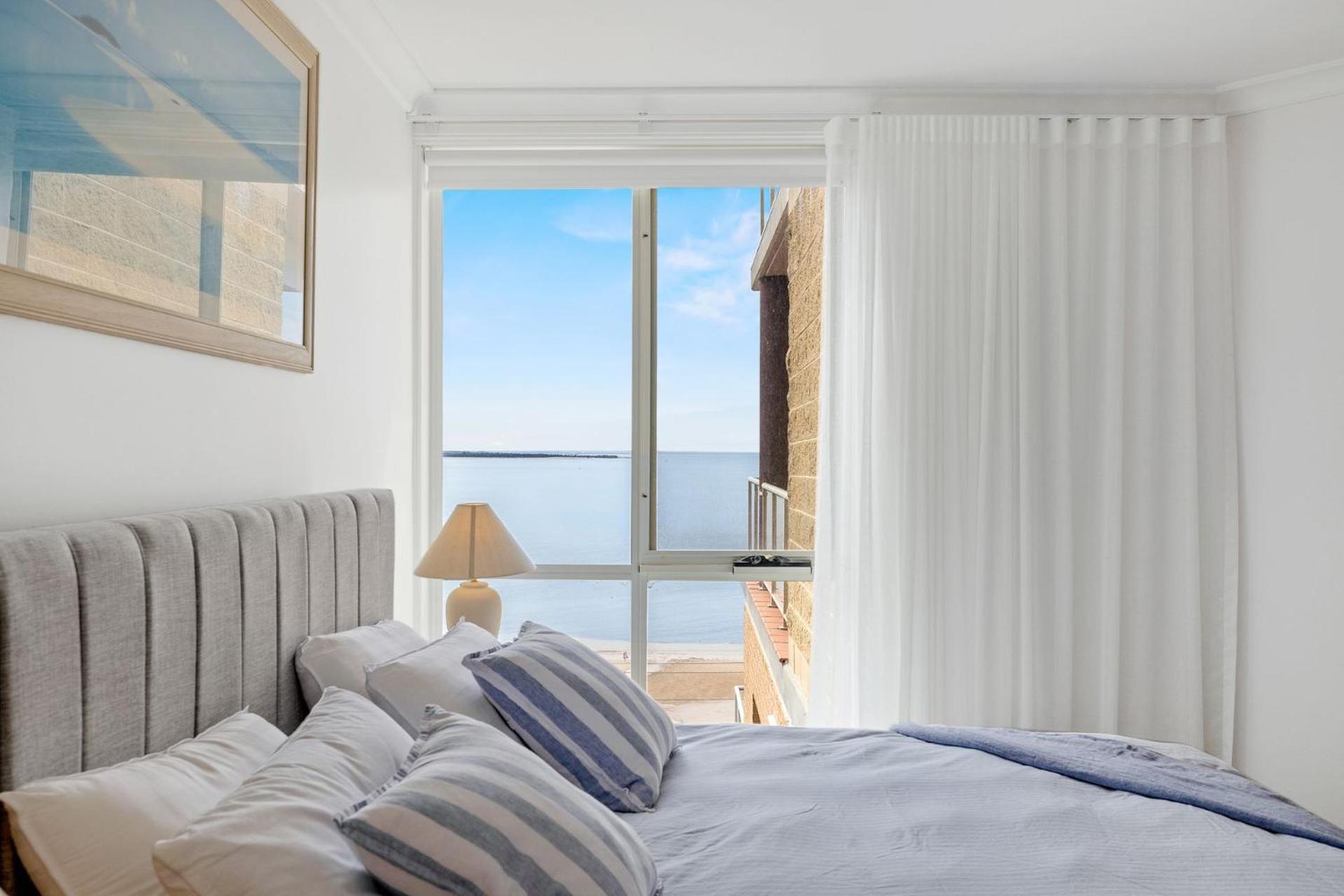 Phillip Island Penthouse On The Esplanade Apartment *